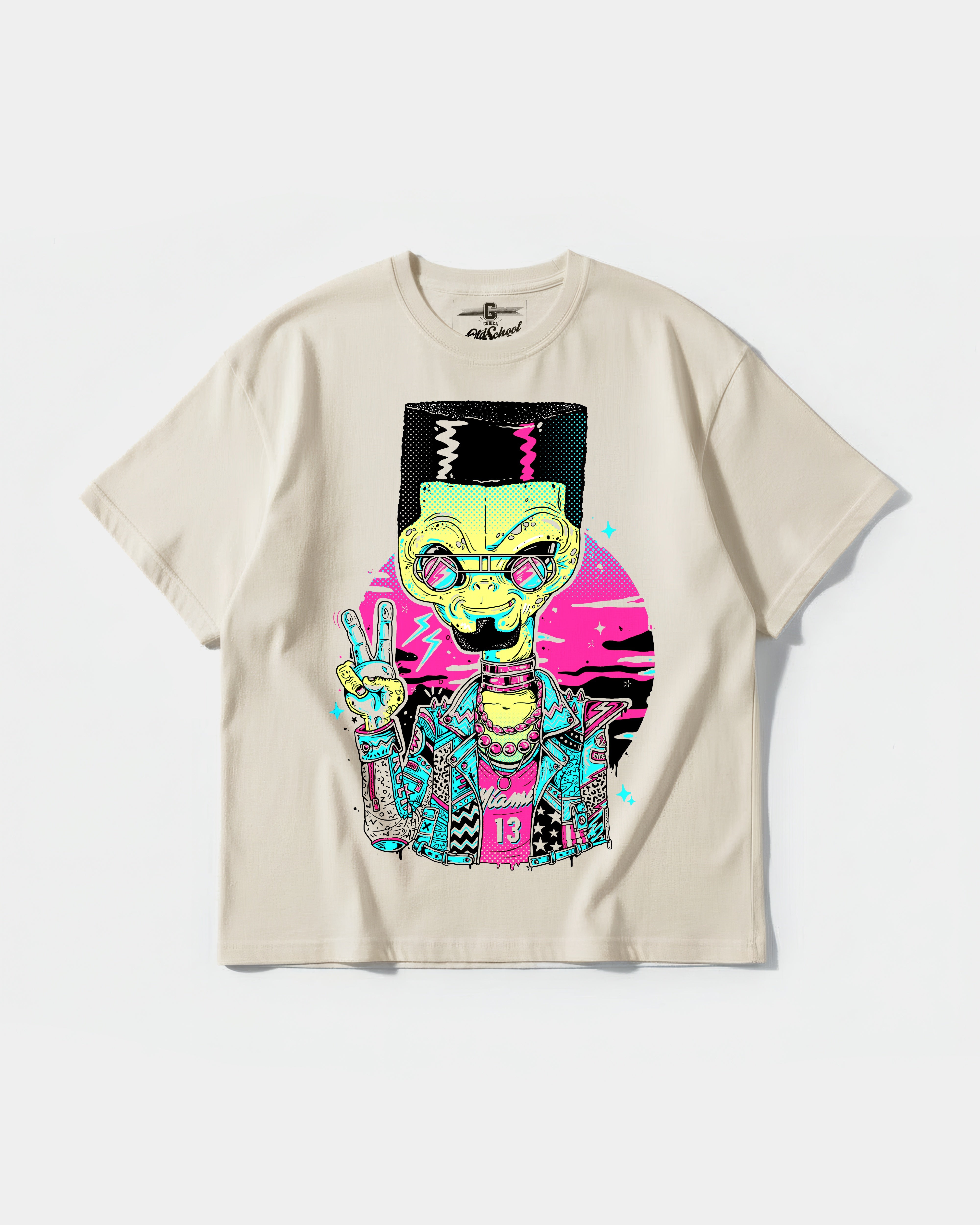 Camiseta Alien In Miami Big Front Oversize Basic Beige