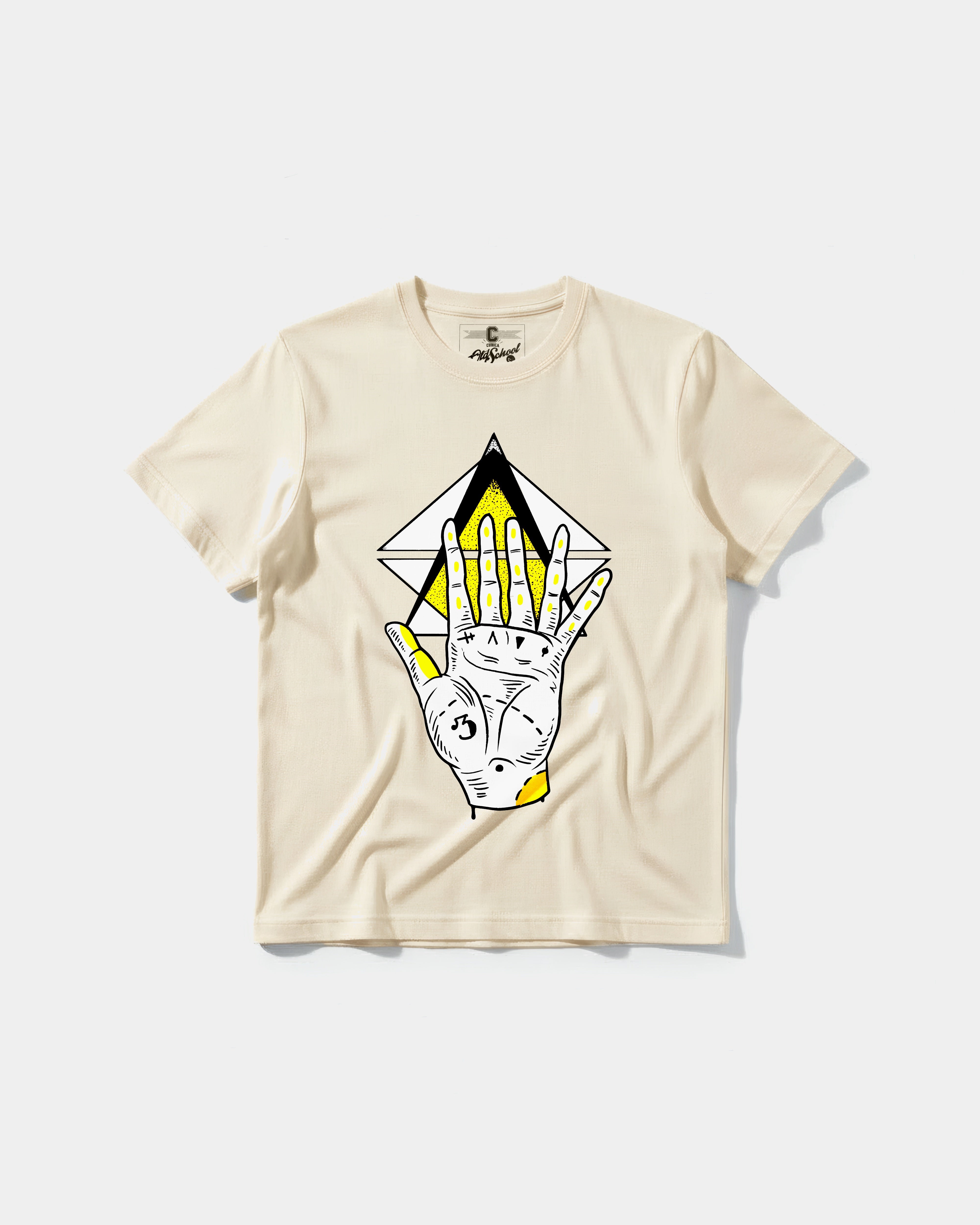 Camiseta Iluminati Hand Big Front Regular Basic Beige