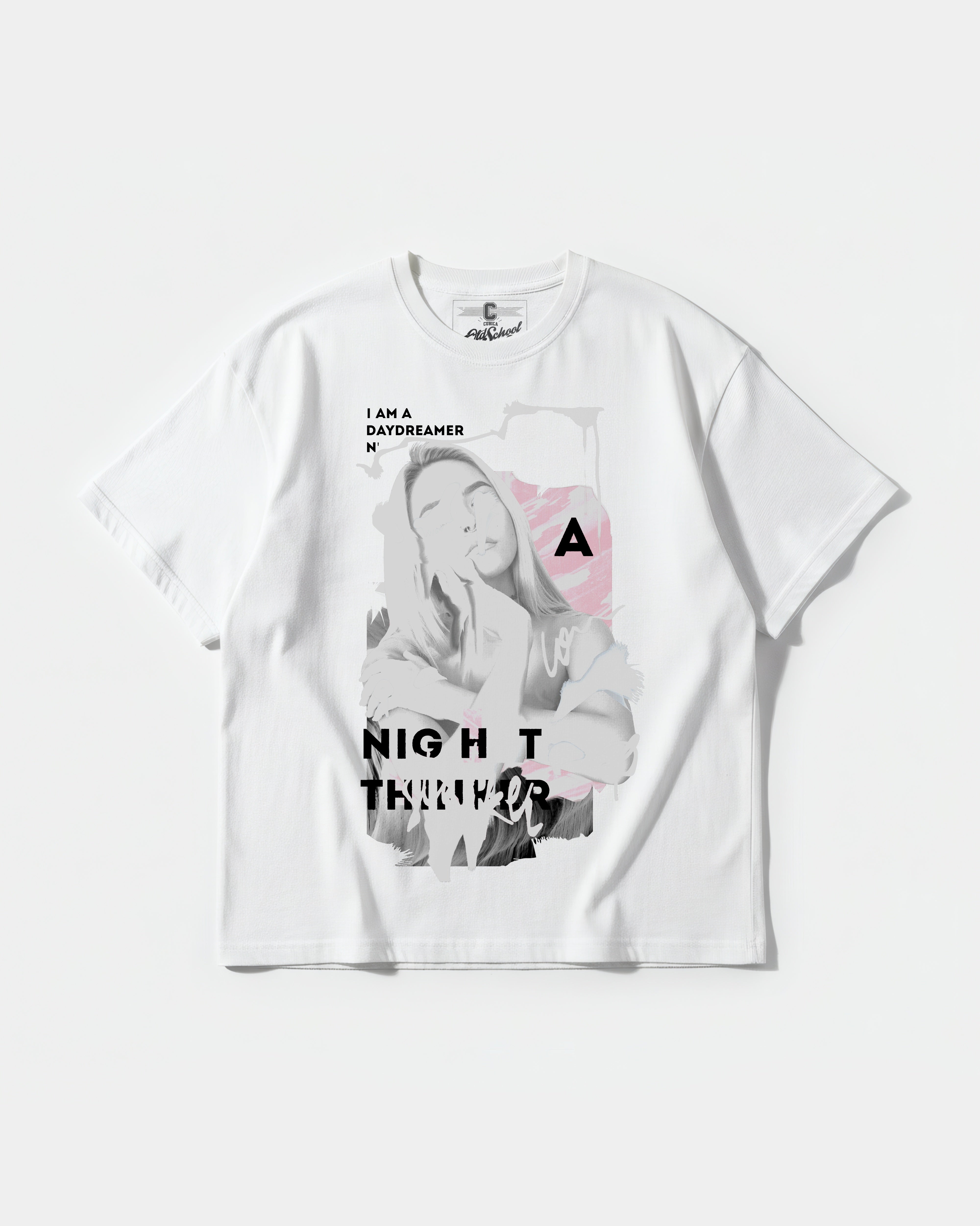 Camiseta Daydreamer Big Front Oversize Basic Blanco