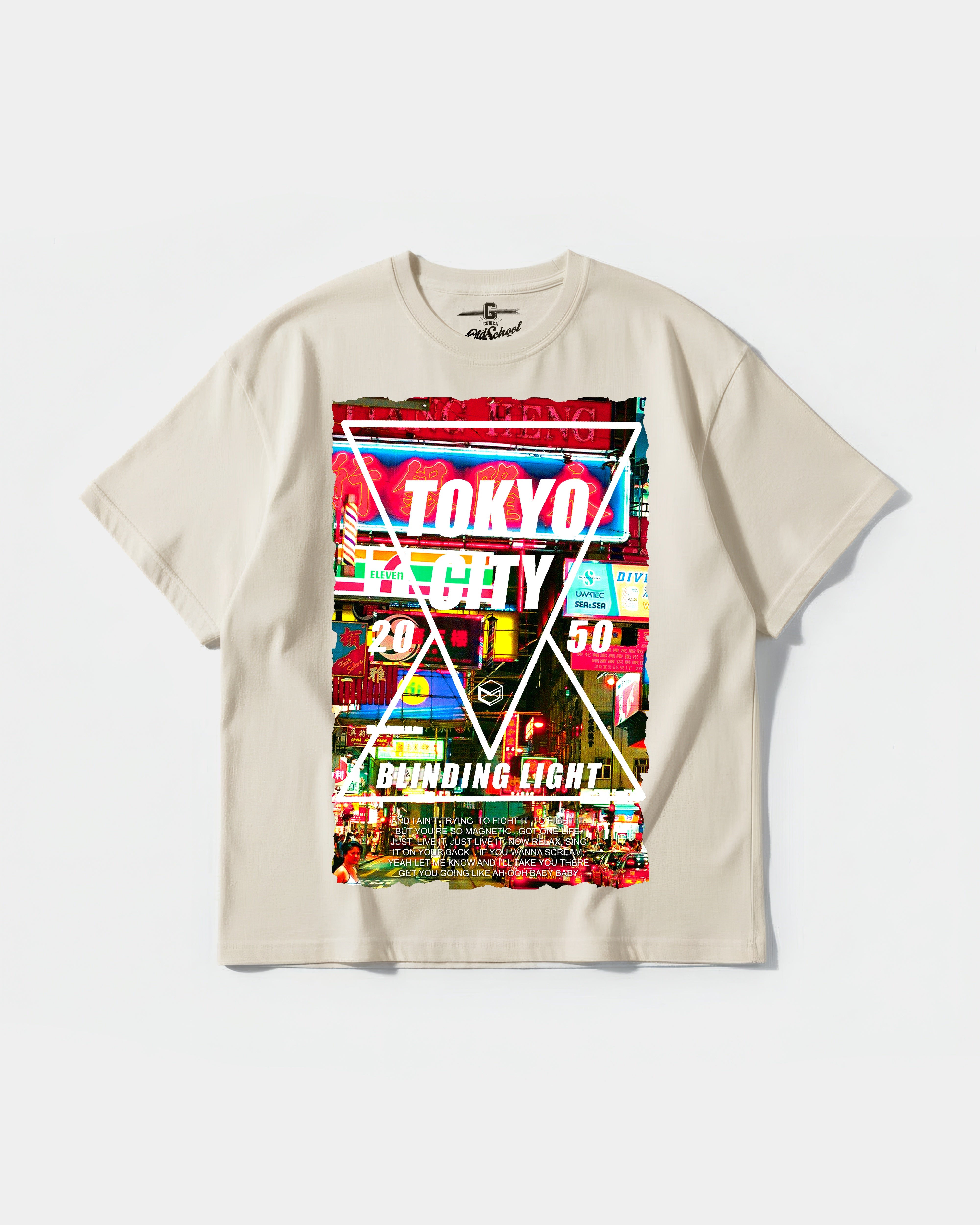 Camiseta Tokyo 2050 Big Front Oversize Basic Beige