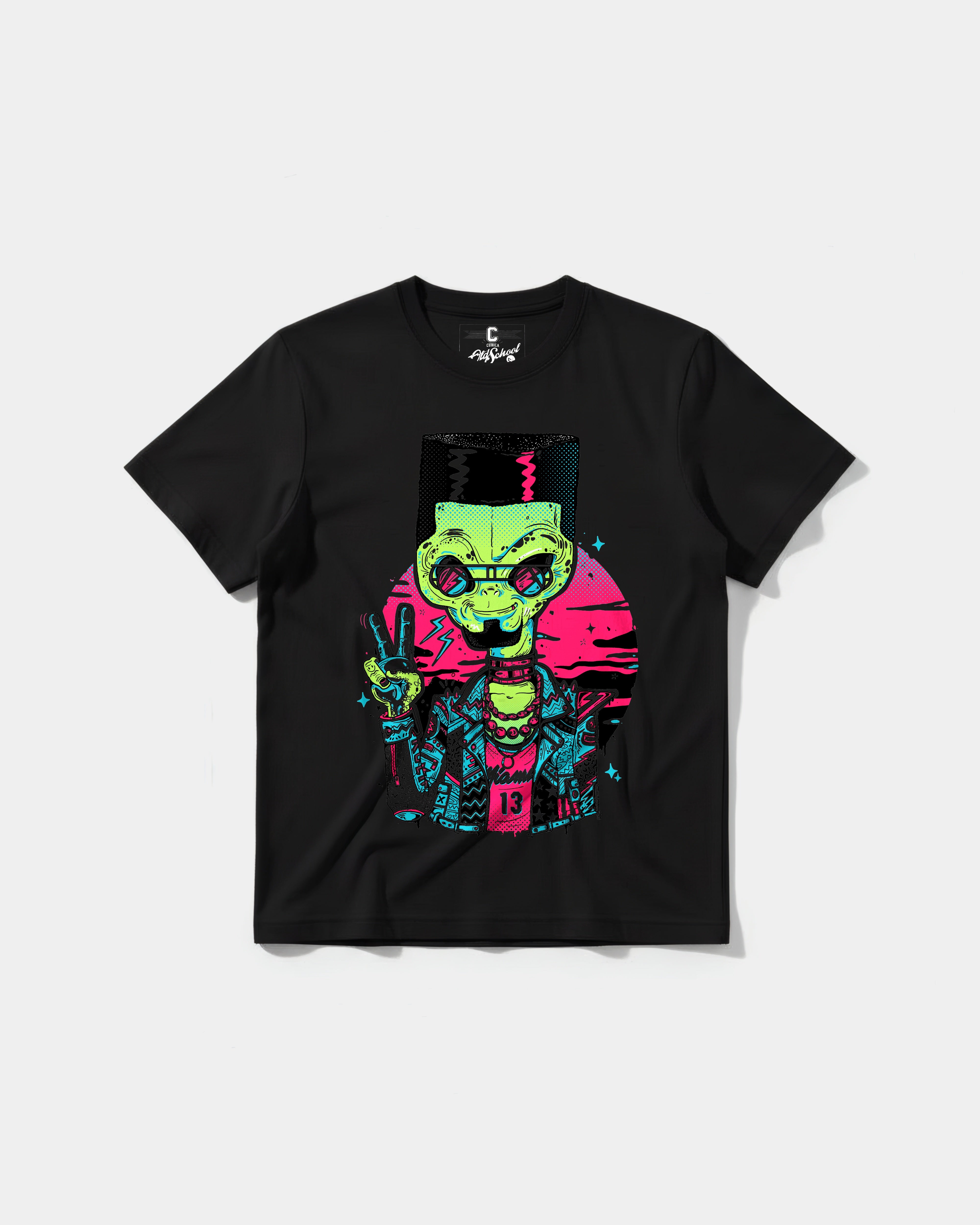 Camiseta Alien In Miami Big Front Regular Basic Negro
