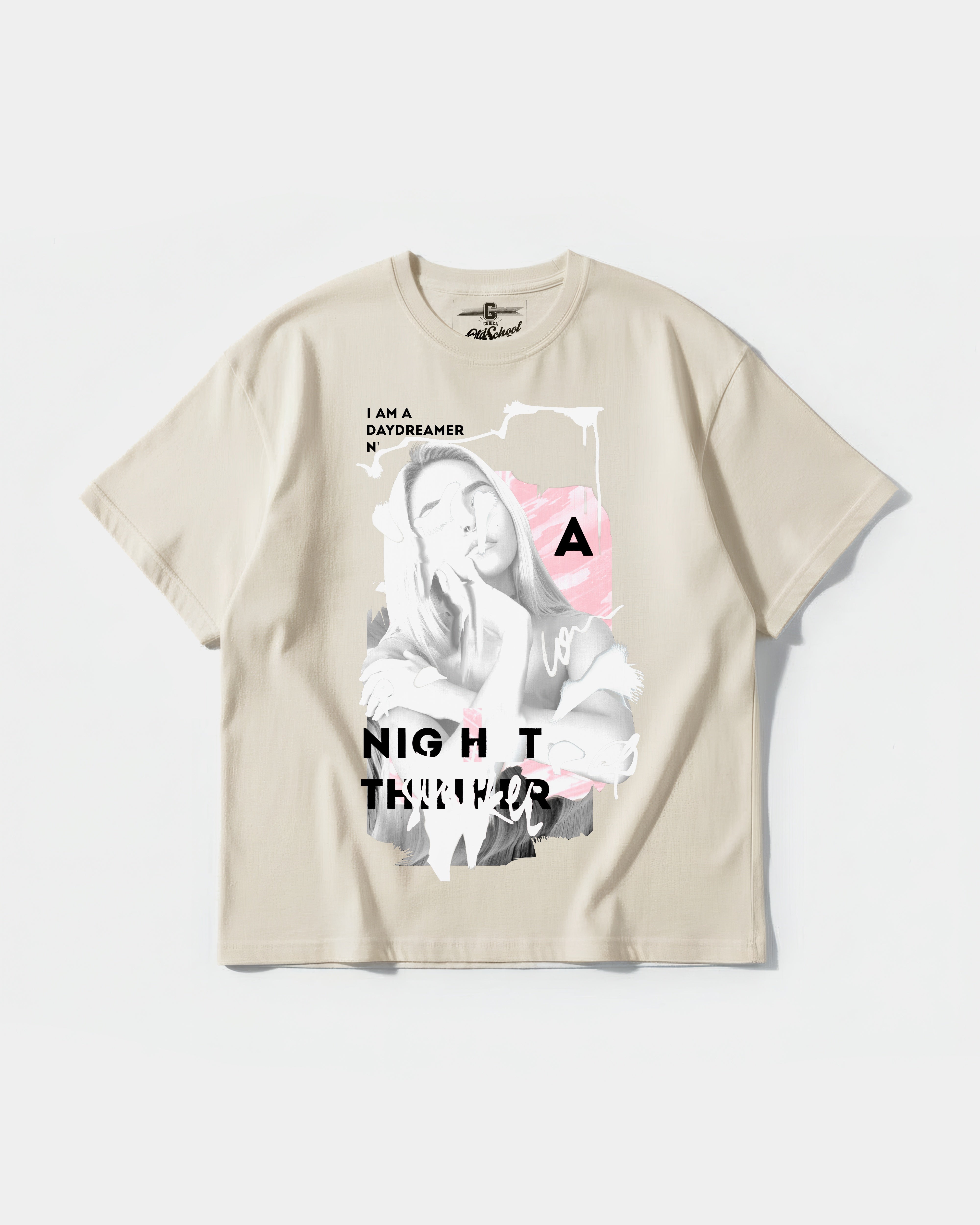 Camiseta Daydreamer Big Front Oversize Basic Beige