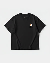 Camiseta Traveling In The Sky Pocket Front Oversize Basic Negro