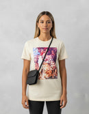 Modelo mide 1,63m y usa talla S