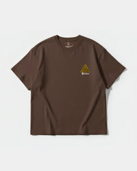 Camiseta Cubica Iluminati Pocket Front Oversize Basic Marron