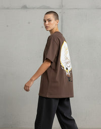 Modelo mide 1,74m y usa talla M