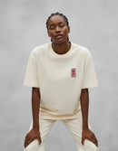 Modelo mide 1,76m y usa talla M