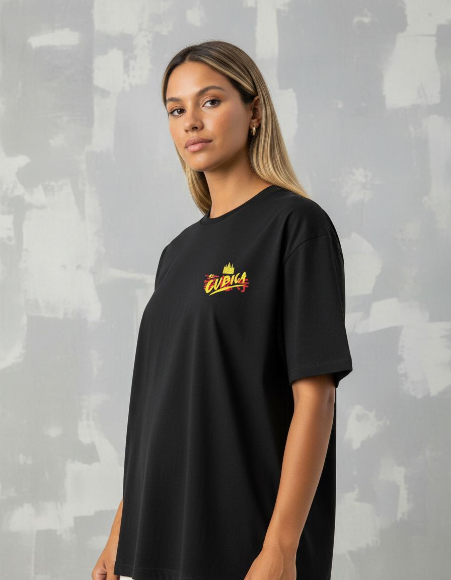 Modelo mide 1,63m y usa talla S