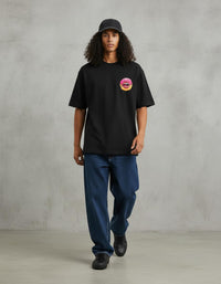 Modelo mide 1,83m y usa talla L