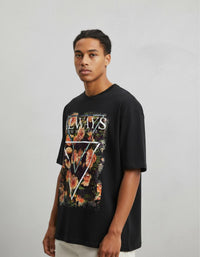 Modelo mide 1,82m y usa talla L