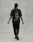 Modelo mide 1,76m y usa talla M