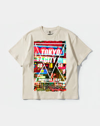 Camiseta Tokyo 2050 Big Front Oversize Basic Beige