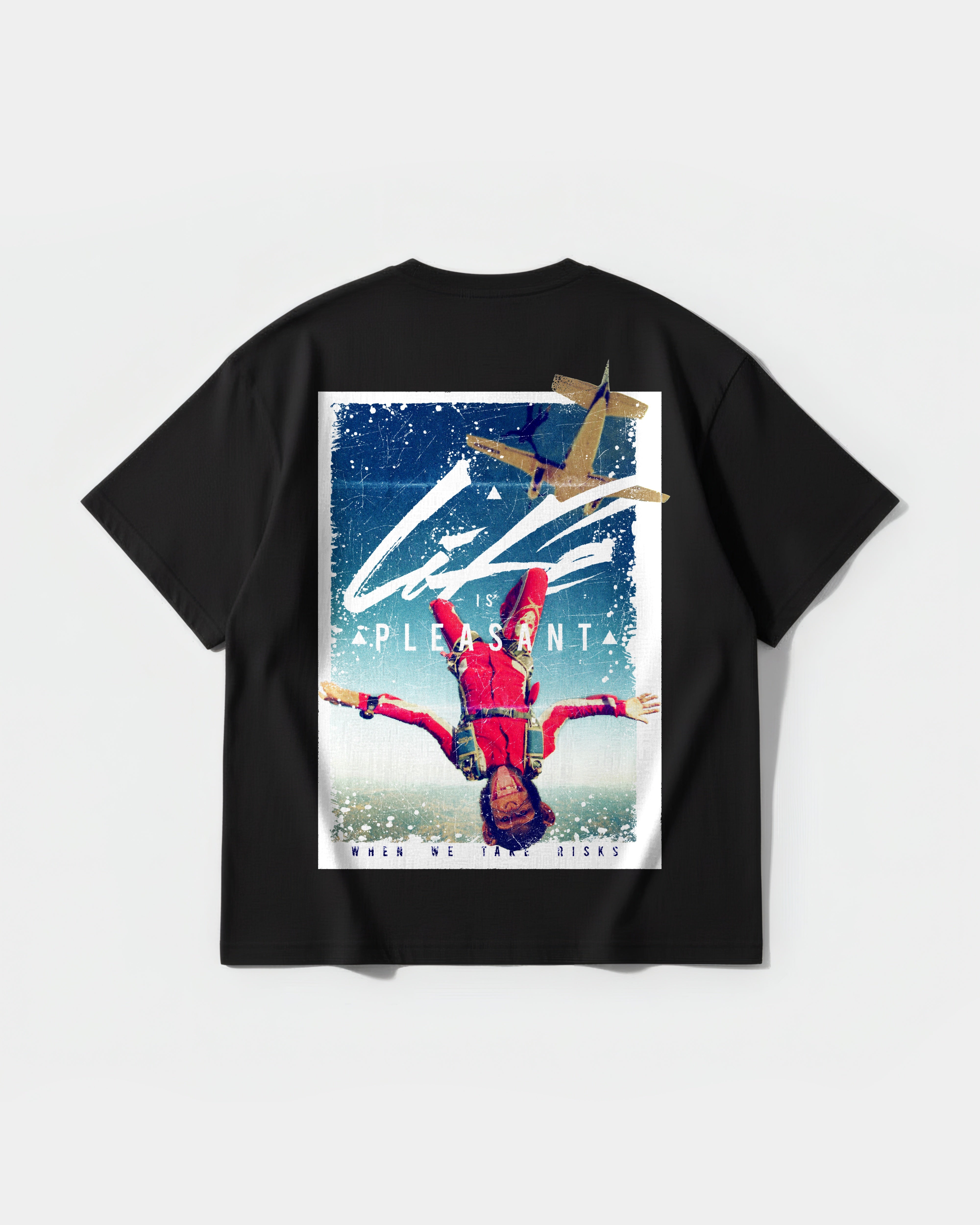 Life Is Pleasant Big Back Oversize Basic T-shirt