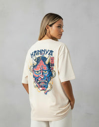 Modelo mide 1,63m y usa talla S