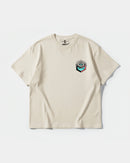 Camiseta Cubo Eyes Pocket Front Oversize Basic Beige
