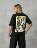Modelo mide 1,63m y usa talla S