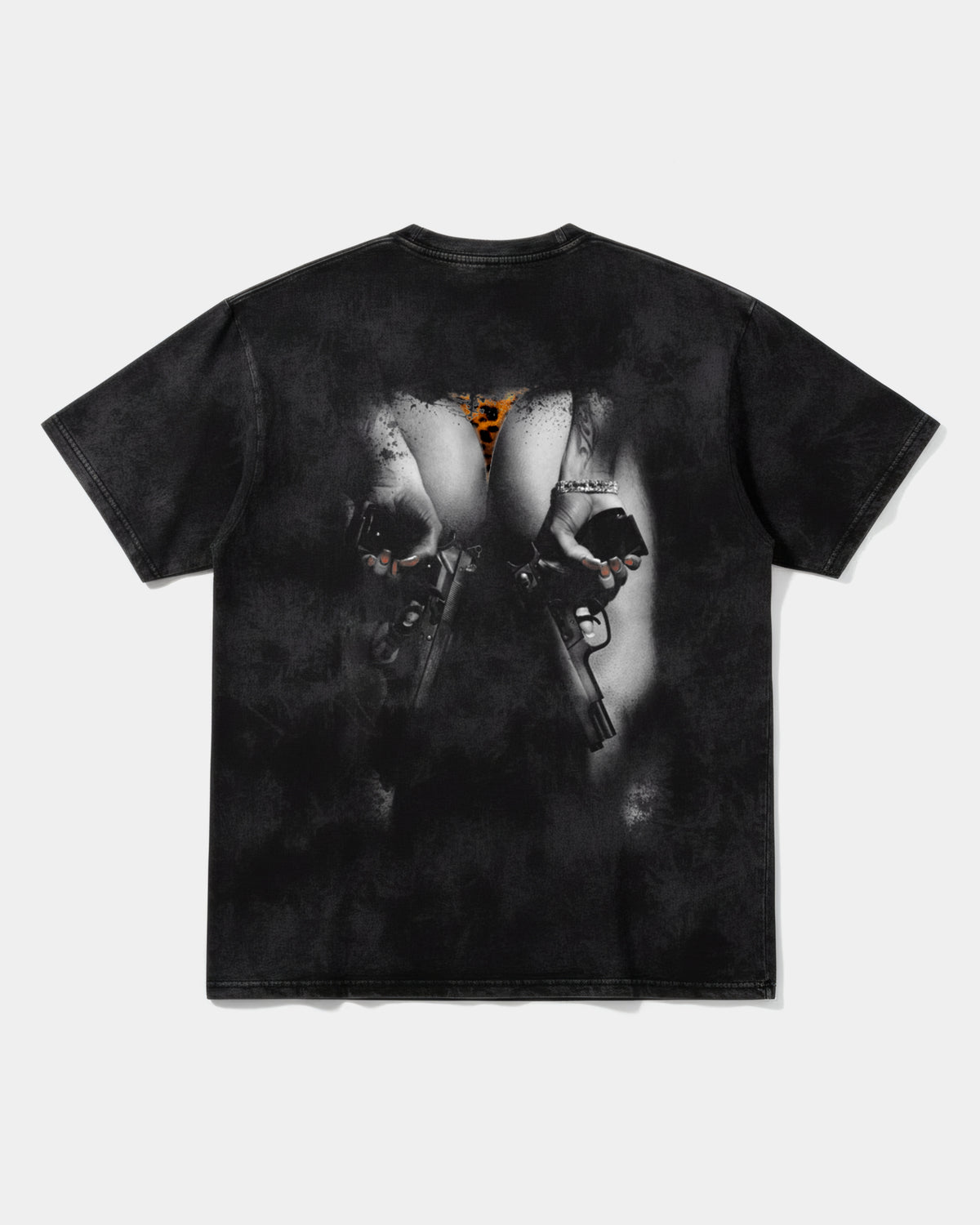 Camiseta Woman Gun Big Back Oversize Acid
