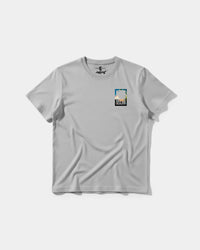 Camiseta Be Strong Pocket Front Regular Basic Gris