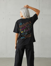Modelo mide 1,64m y usa talla S