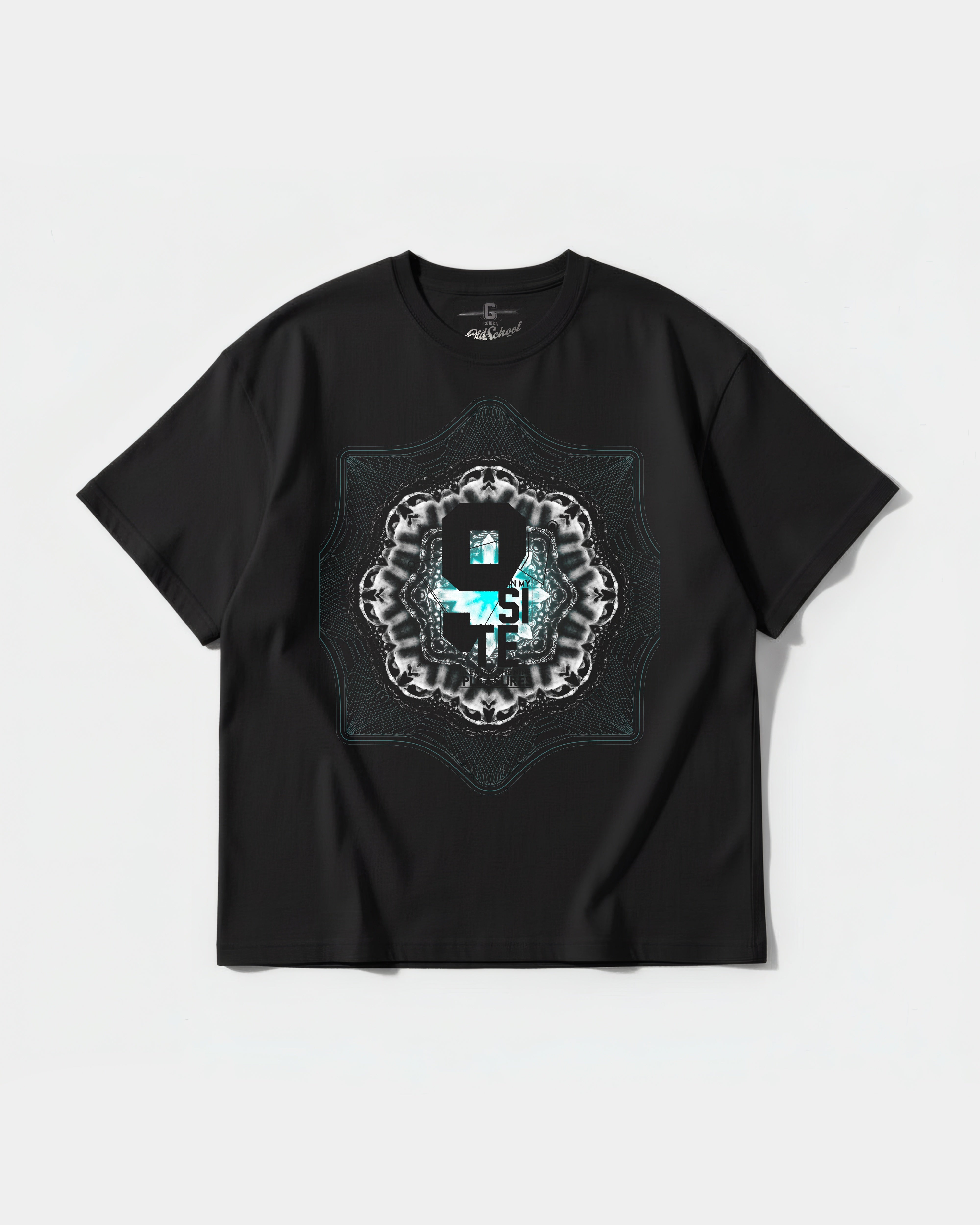 Camiseta Pleasures Big Front Oversize Basic