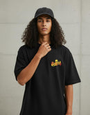 Modelo mide 1,83m y usa talla L