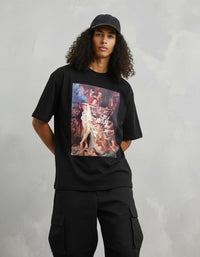 Modelo mide 1,83m y usa talla L
