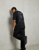 Modelo mide 1,82m y usa talla L
