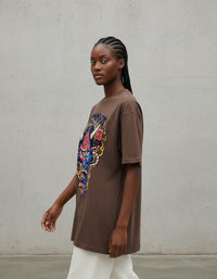 Modelo mide 1,76m y usa talla M