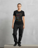 Modelo mide 1,74m y usa talla M