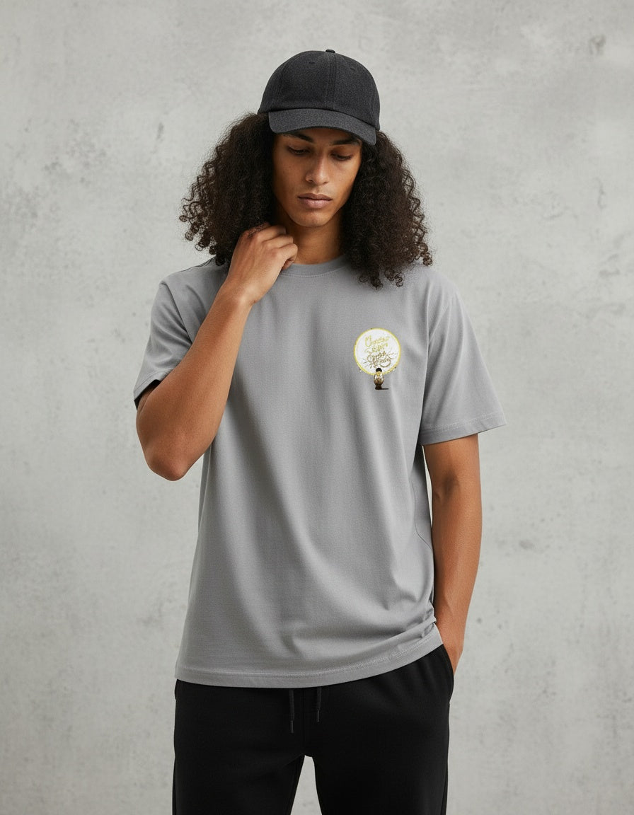 Modelo mide 1,83m y usa talla L