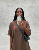 Modelo mide 1,76m y usa talla M