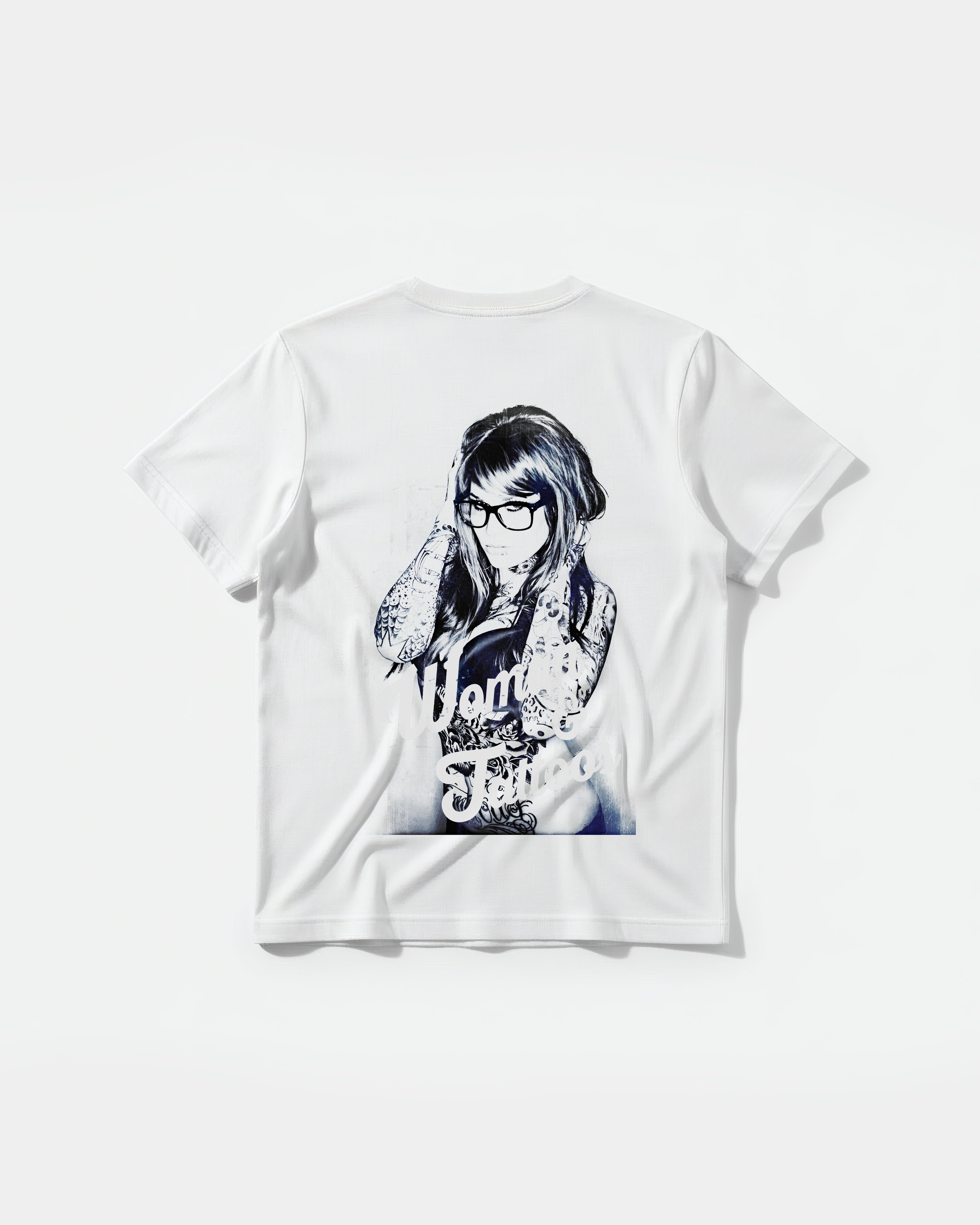 Woman And Tattoos Big Back Regular Basic T-shirt