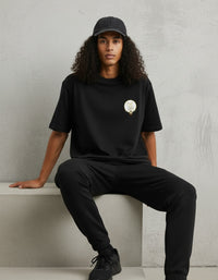 Modelo mide 1,83m y usa talla L