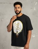 Modelo mide 1,78m y usa talla L