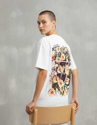 Modelo mide 1,74m y usa talla M
