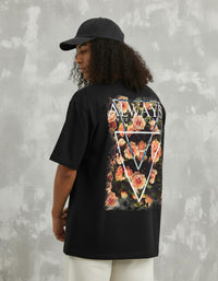 Modelo mide 1,83m y usa talla L